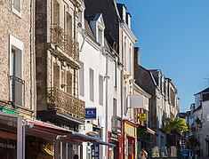 prise de vue de commerces - Agrandir l'image, .JPG 400,8 Ko (fenêtre modale)